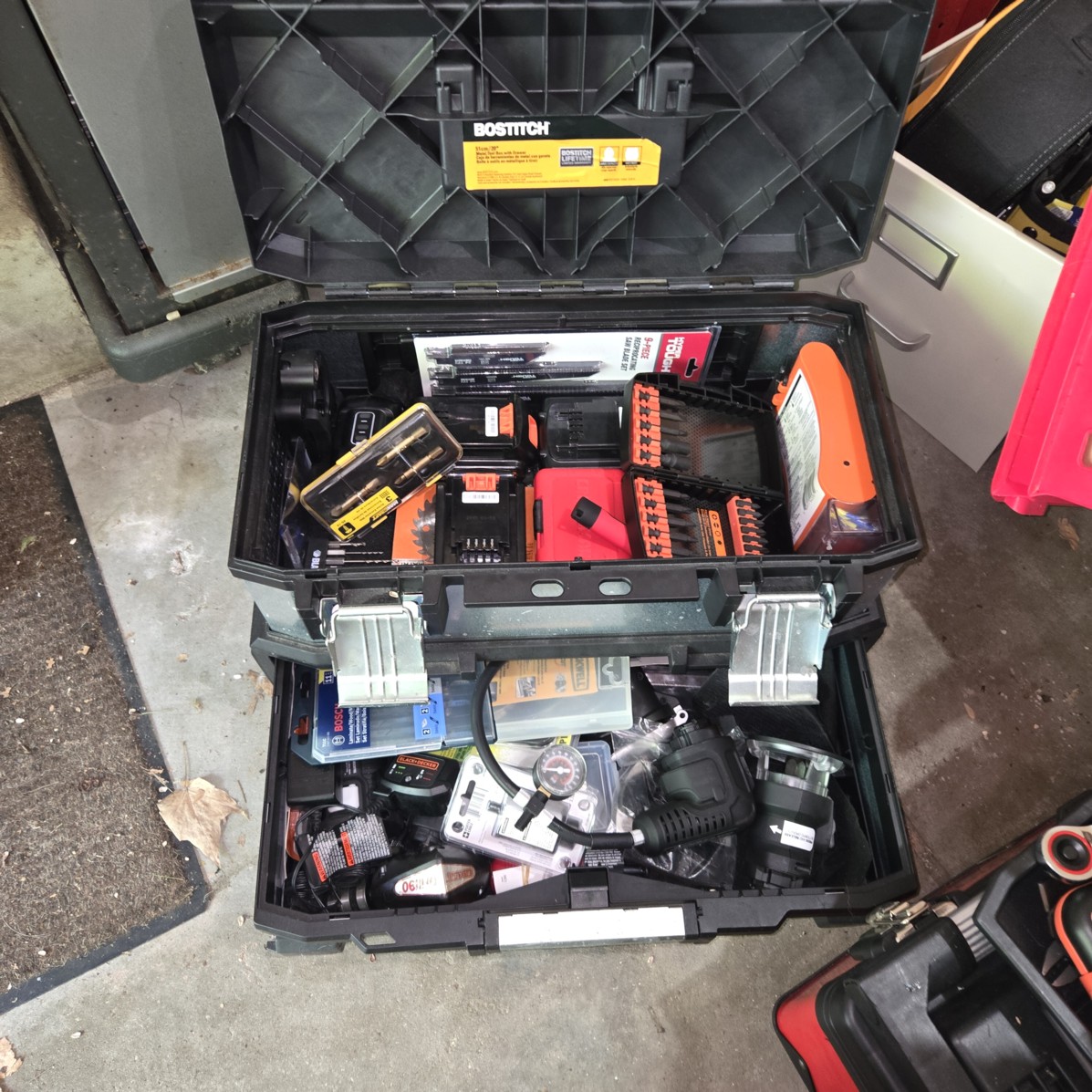 Auction Photo