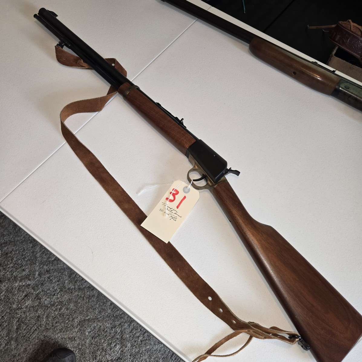 Auction Photo