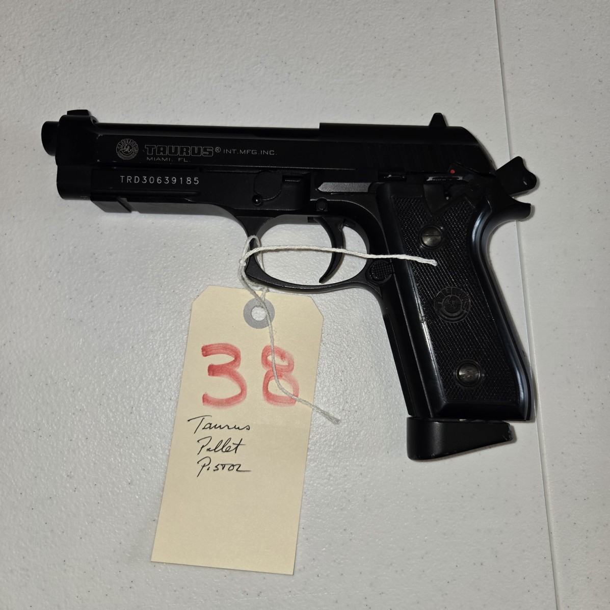 Auction Photo