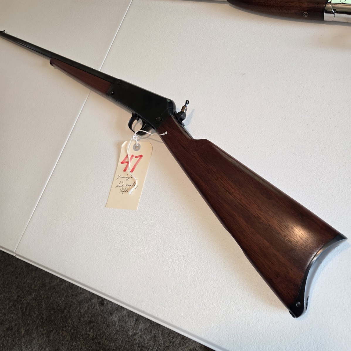Auction Photo