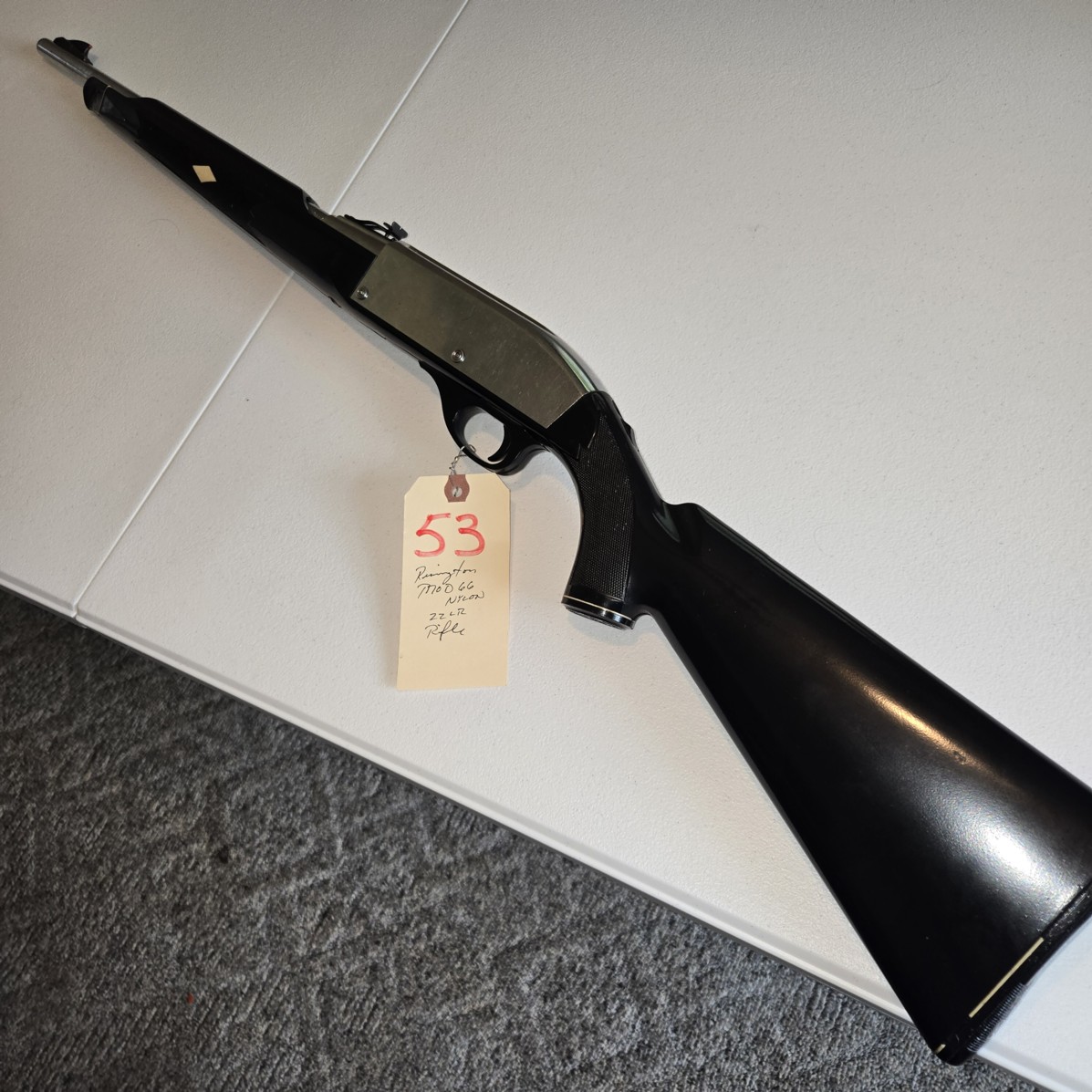 Auction Photo