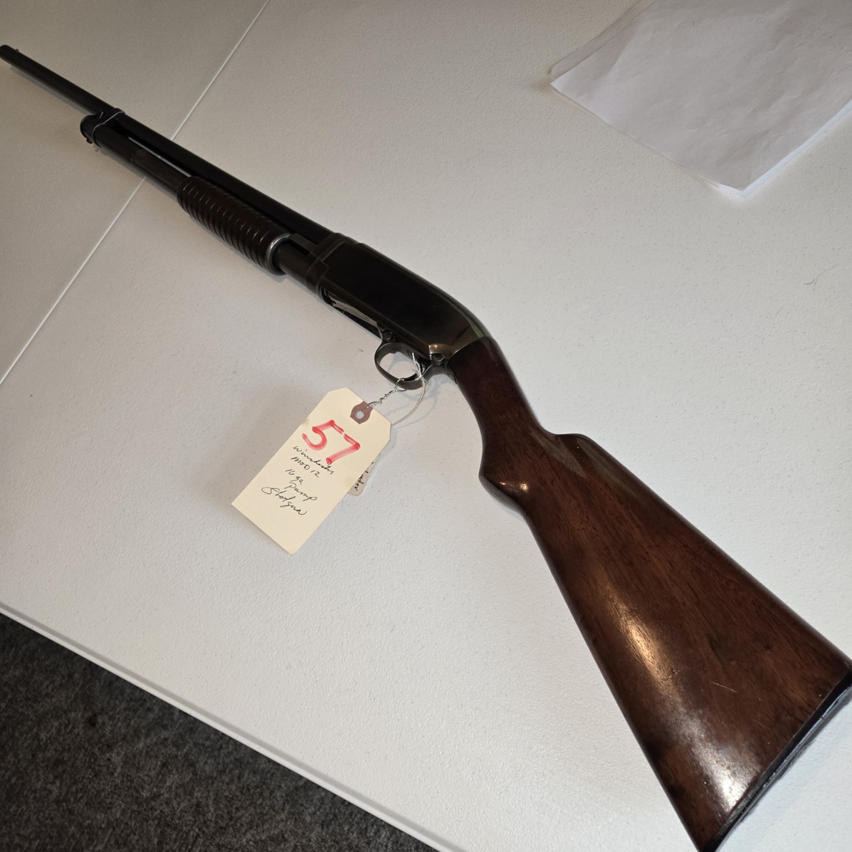 Auction Photo