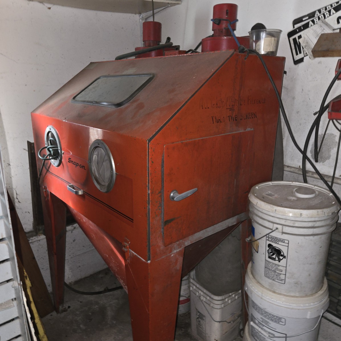 Auction Photo