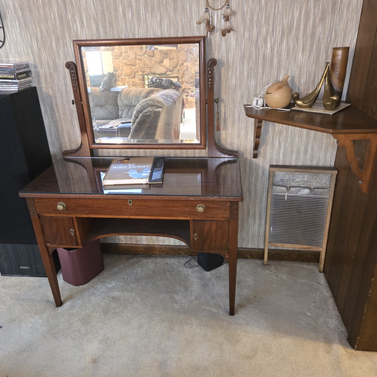 Auction Photo