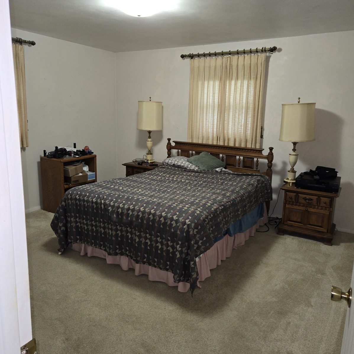 Auction Photo