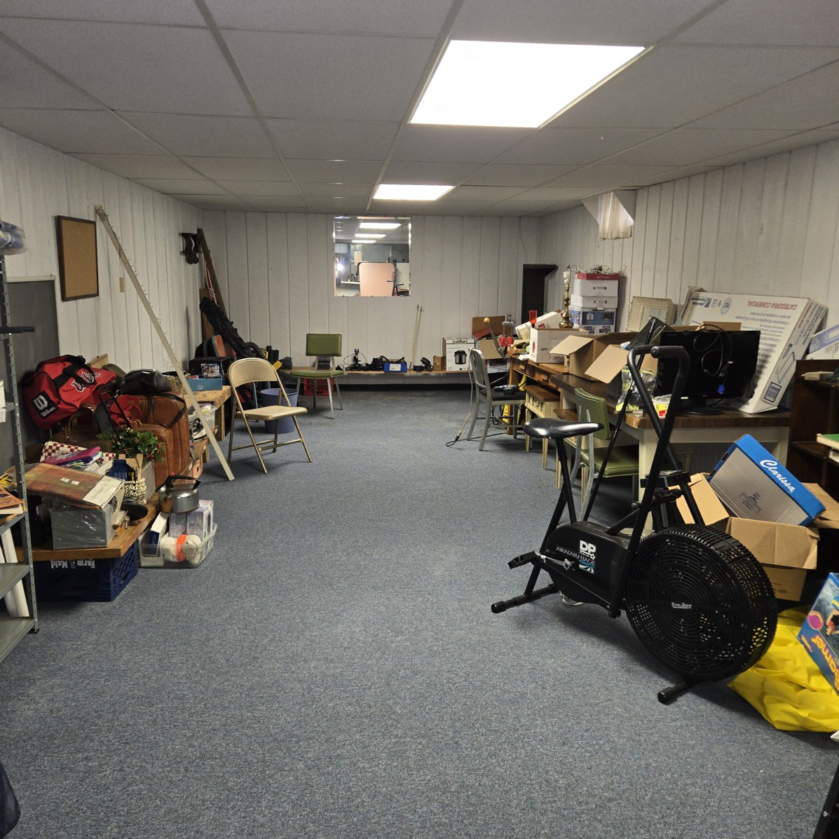 Auction Photo