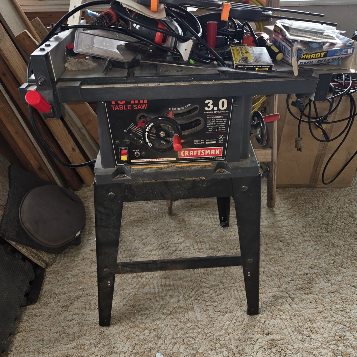 Auction Photo