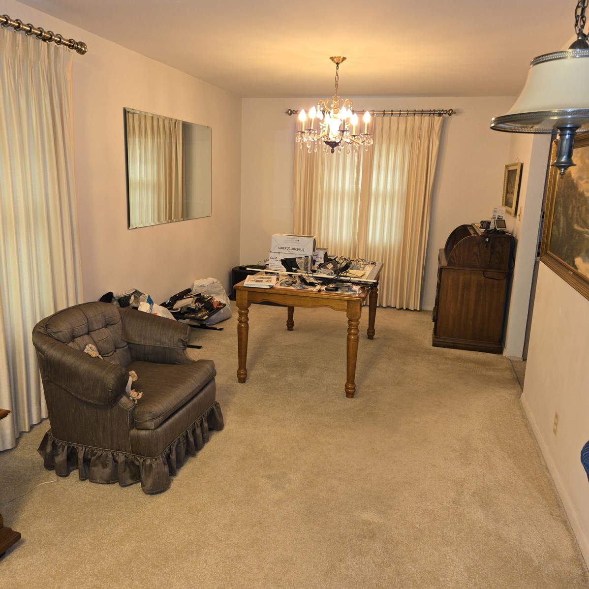 Auction Photo