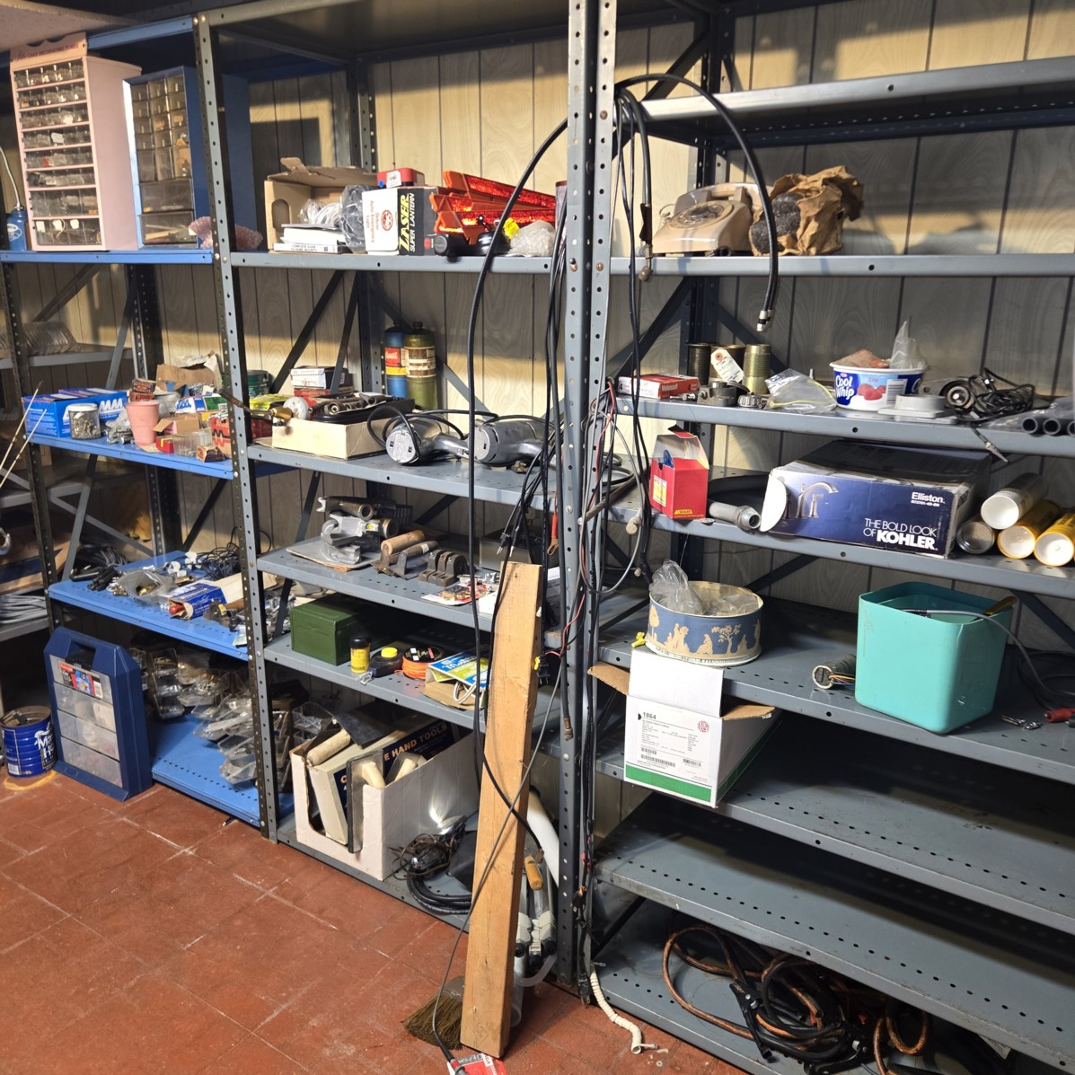 Auction Photo