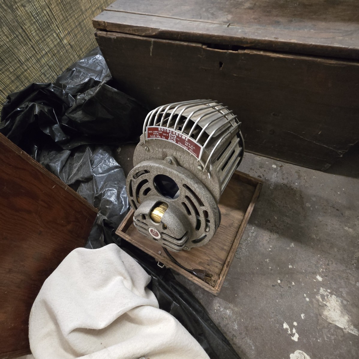 Auction Photo