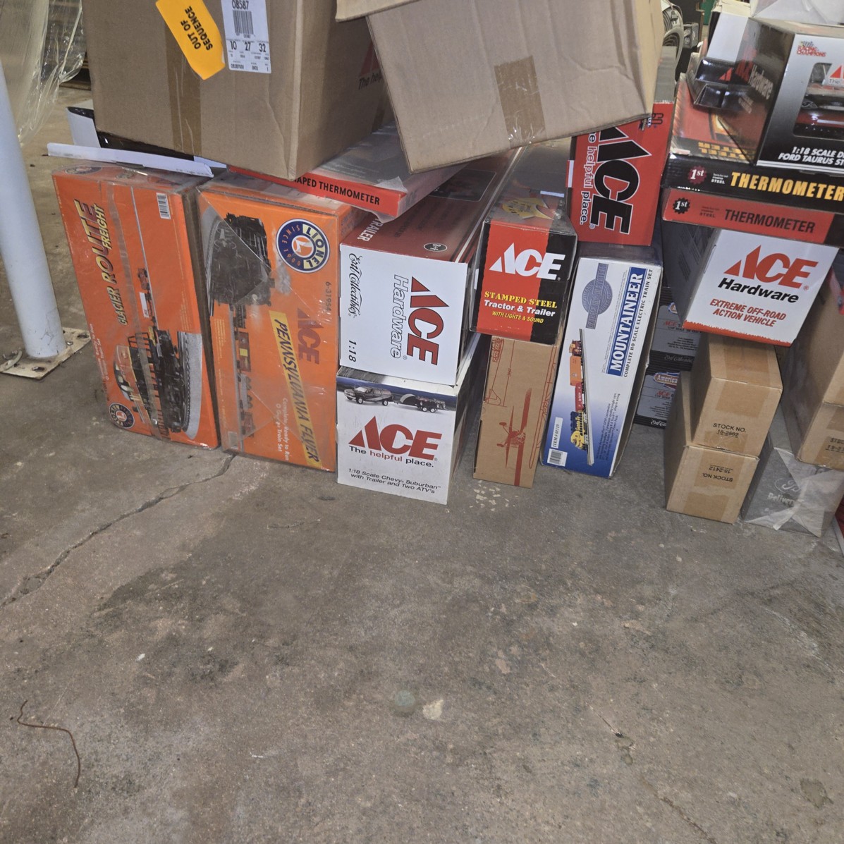 Auction Photo